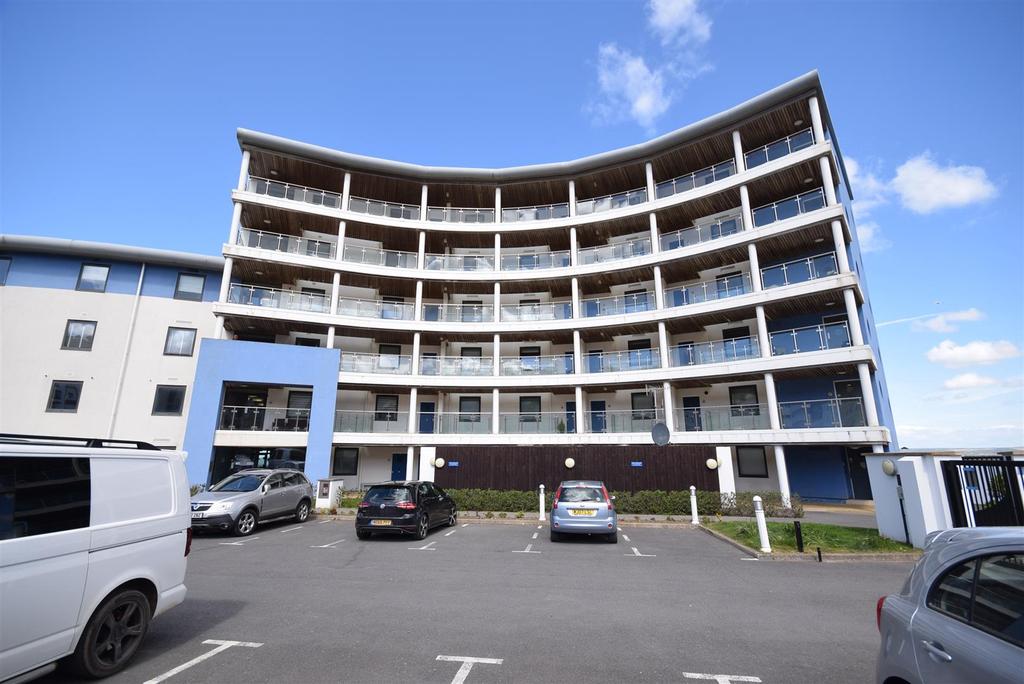 Bath Hotel Road, Westward Ho, Bideford 2 bed house - £435,000