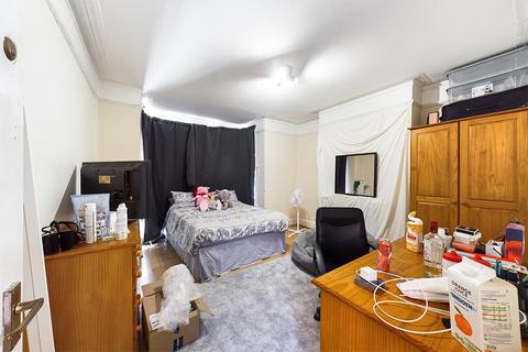 4 bedroom private hall to rent - Burlington Road, Southampton
