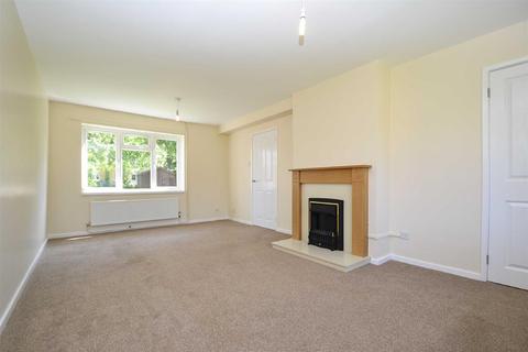 3 bedroom terraced house to rent - Shorncliffe Way, Copthorne, Shrewsbury