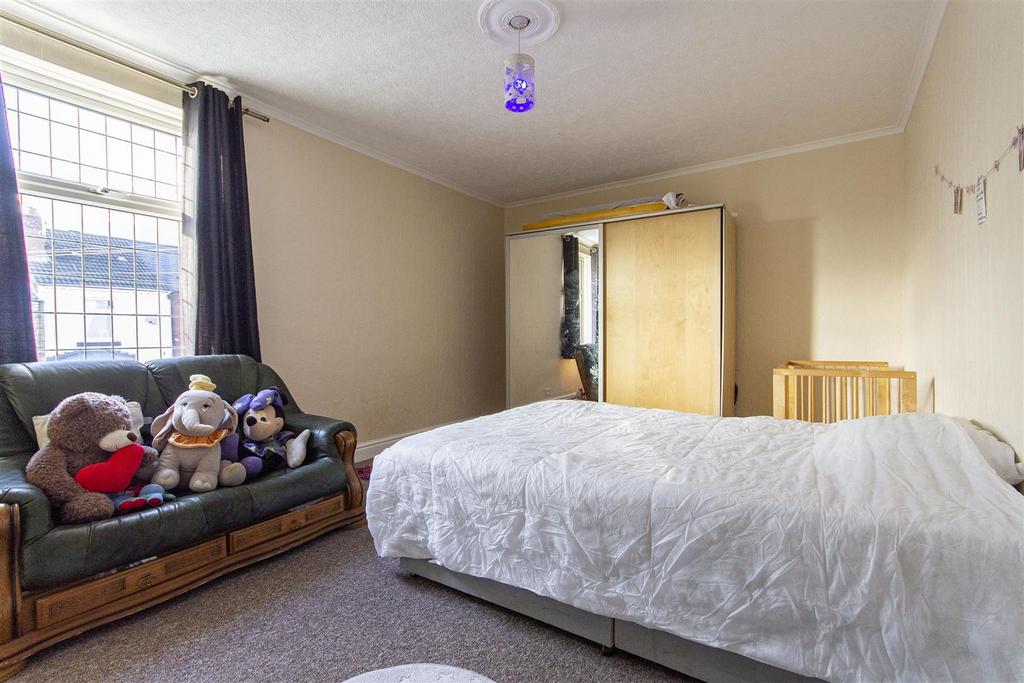 Rutland Road, Chesterfield 3 bed terraced house for sale £145,000