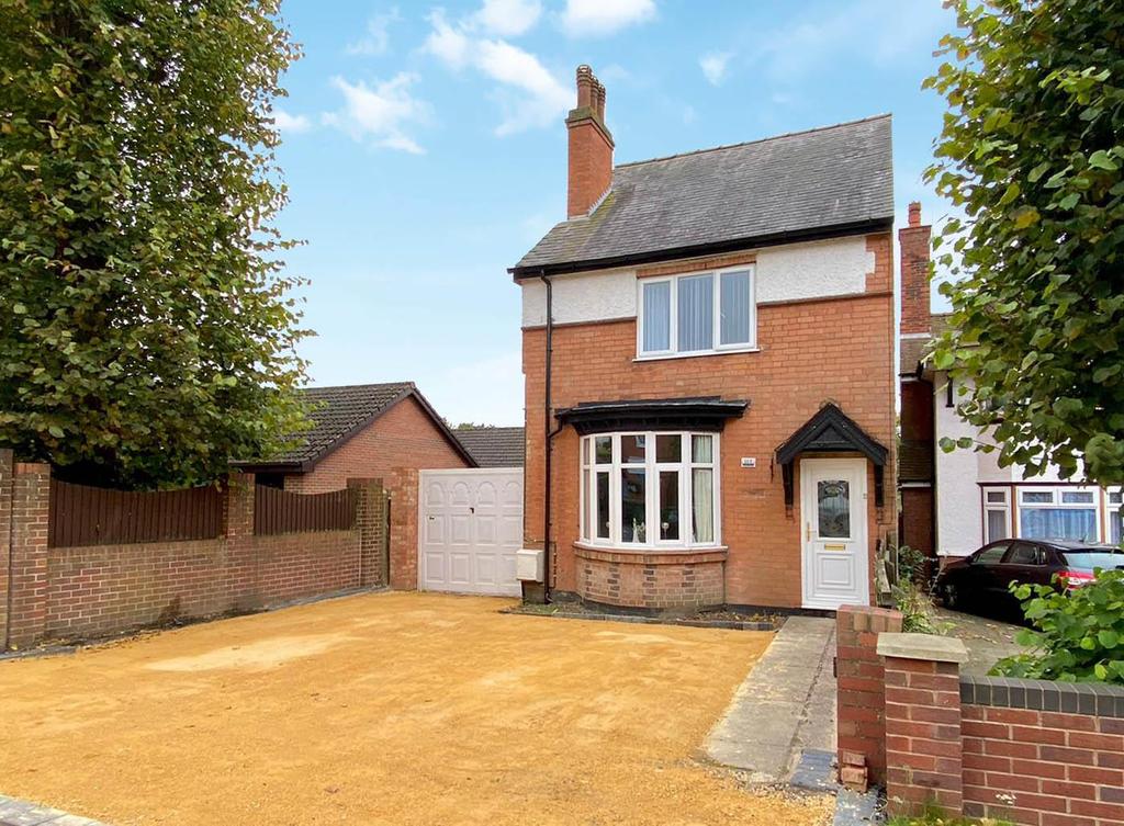 Birchfield Road, Redditch 3 bed detached house for sale £385,000