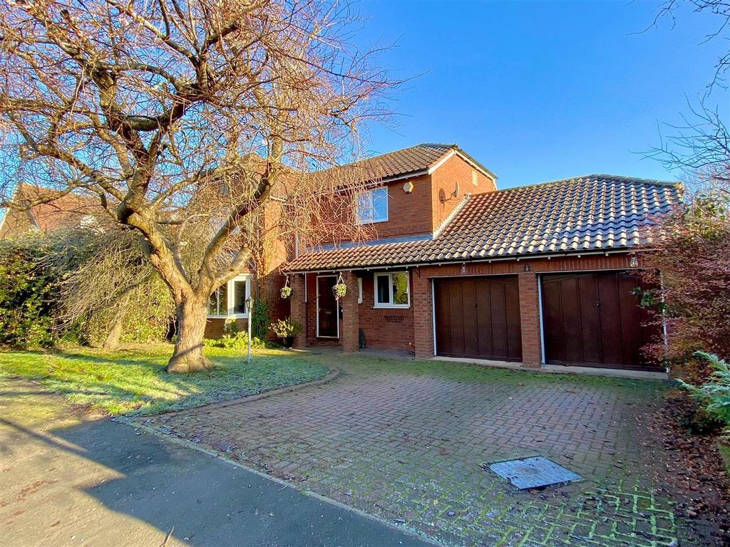 Greville Road, Alcester 4 bed detached house for sale £550,000