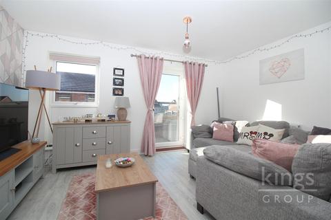 8 Maytree Crescent, Harlow, CM17 0FW
