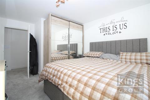 8 Maytree Crescent, Harlow, CM17 0FW