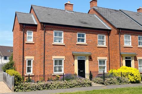 3 bedroom end of terrace house for sale - Evesham Road, Stratford-Upon-Avon