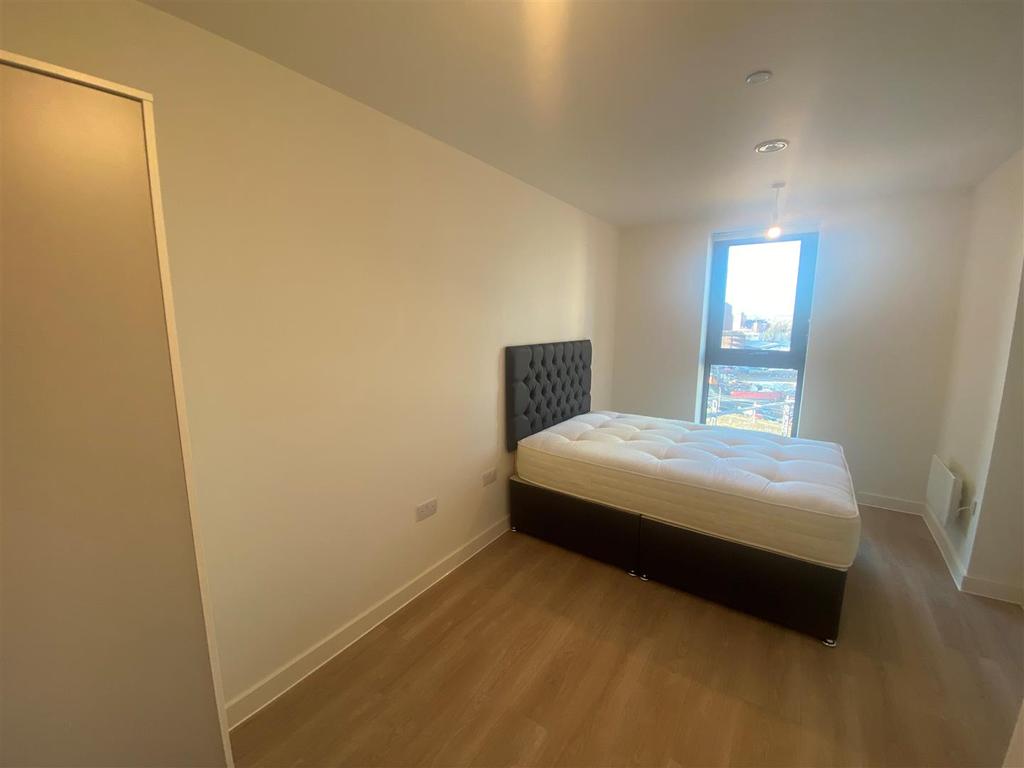 Bedroom 2.jpg