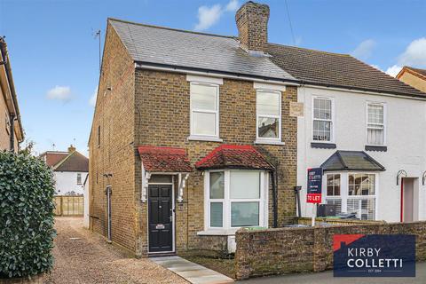 2 bedroom maisonette to rent, Whitley Road, Hoddesdon, Hertfordshire