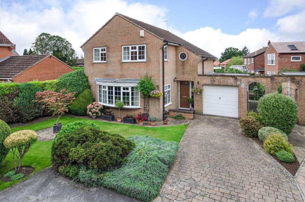 Thornlands, Easingwold 3 bed detached house £389,995