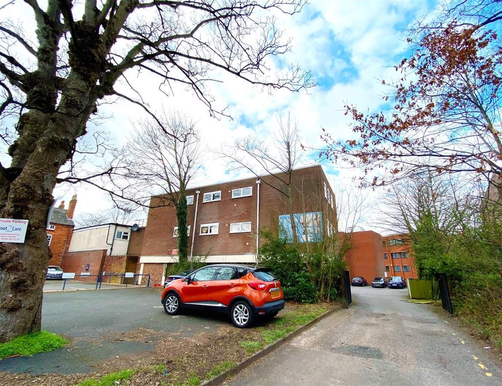 Herbert Street, Redditch 1 bed flat £85,000
