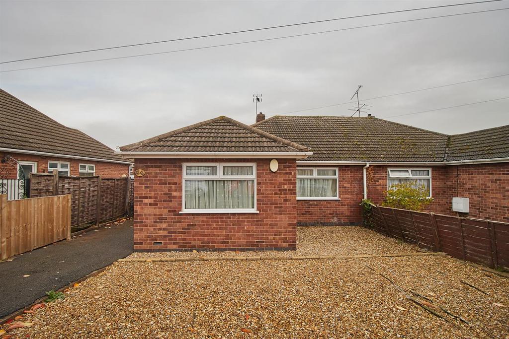 Elmdale Road, Earl Shilton 3 bed semidetached bungalow for sale £220,000