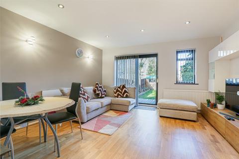 7 Acorn Way, London, SE23 2XU