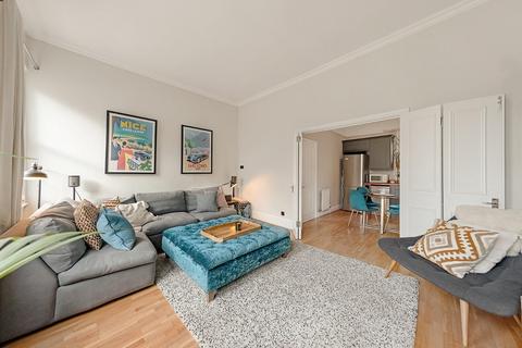 Flat 2, 2 Solon Road, London, SW2 5UY