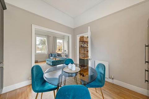 Flat 2, 2 Solon Road, London, SW2 5UY