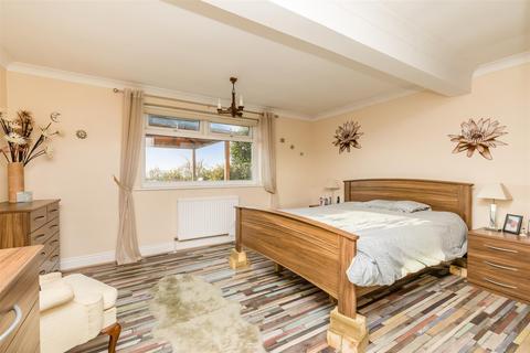 3 bedroom detached bungalow for sale - Marine Drive, Bishopstone