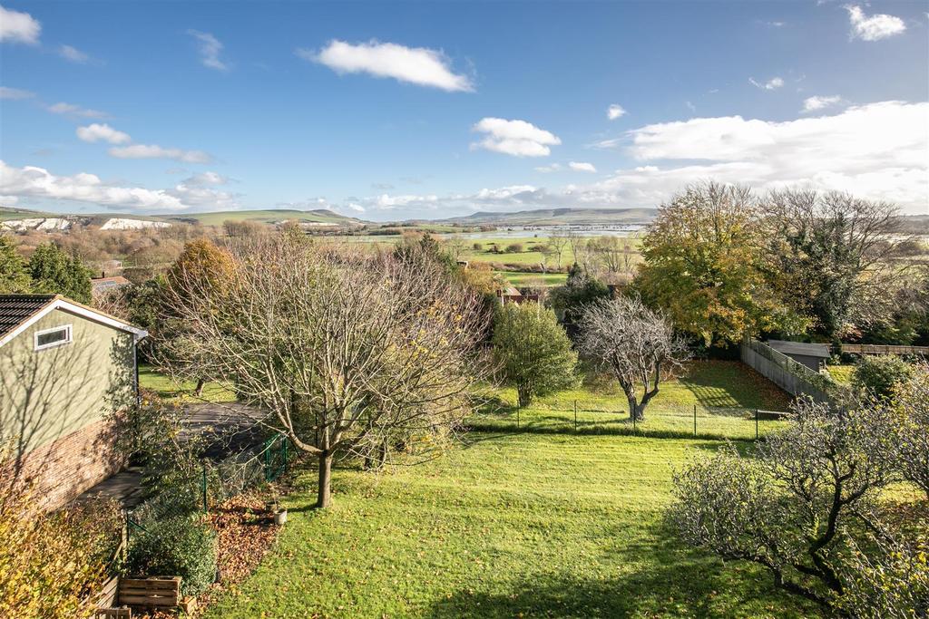 Kingston Road, Lewes 5 bed detached house £1,675,000