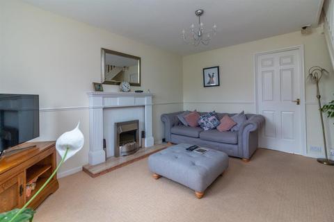 60 Clover Fields, Calverton, Nottingham, NG14 6PN