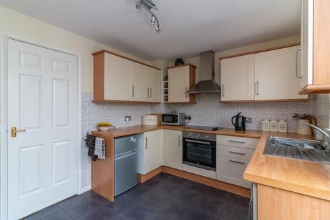 60 Clover Fields, Calverton, Nottingham, NG14 6PN