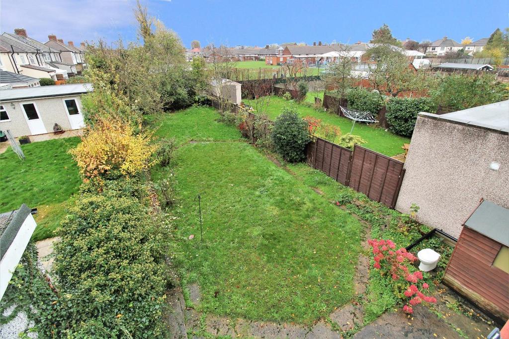Holmesdale Road, Bexleyheath 3 bed semidetached house £450,000