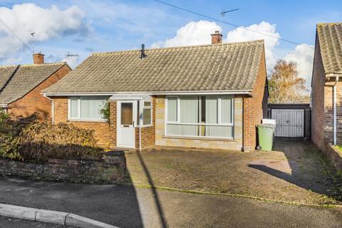 2 bedroom detached bungalow for sale - Sarum Road, Peverells Wood, Chandler's Ford