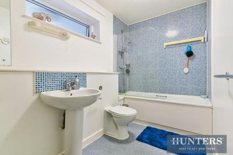 14, Renaissance Court Prince Regent Road, Hounslow, TW3 1QH