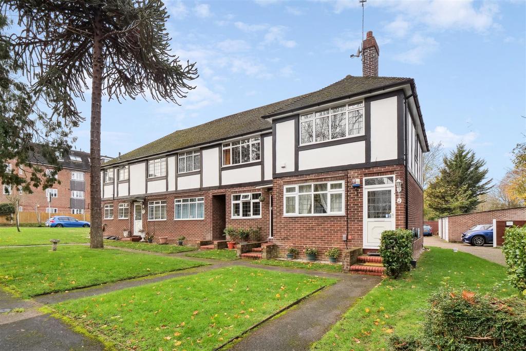 Overton Road, Sutton 2 bed for sale £355,000