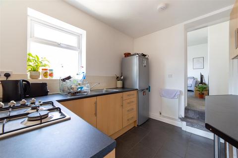 2 bedroom flat to rent - £823pcm Simonside Terrace, Heaton