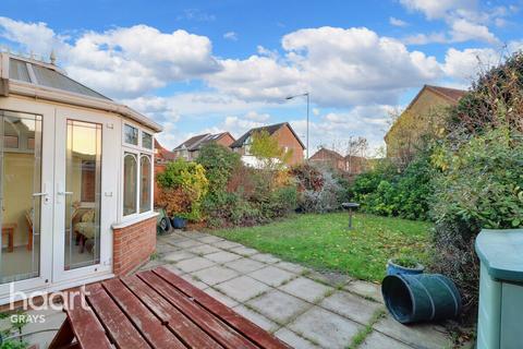 80 Camden Road, Chafford Hundred, Grays, RM16 6PY