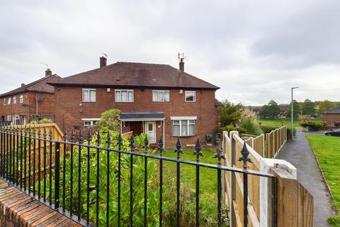 3 bedroom semi-detached house for sale - Rayleigh Way, Stoke-on-Trent, ST2