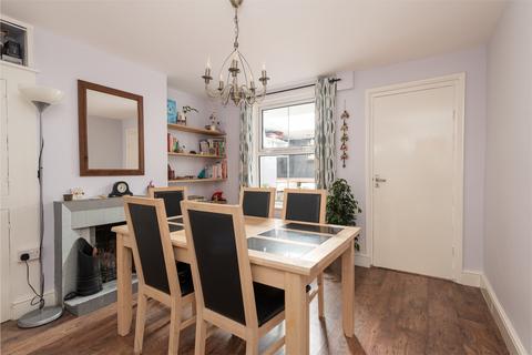 4 bedroom terraced house for sale - New Road,  Aylesford, ME20