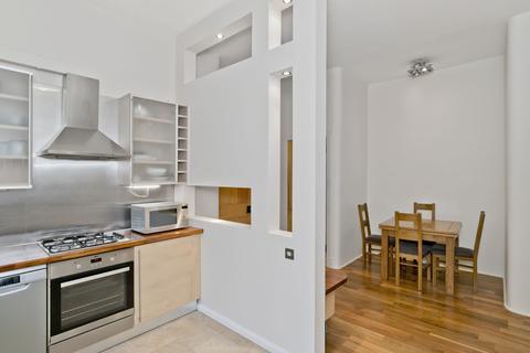 2 bedroom flat for sale - 11/2 Comely Bank Road, Edinburgh, EH4 1DR