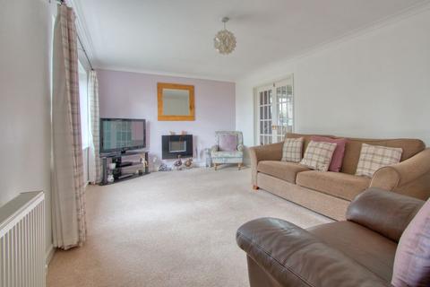 62 Bakers Close, Bishops Hull, Taunton, TA1 5HD