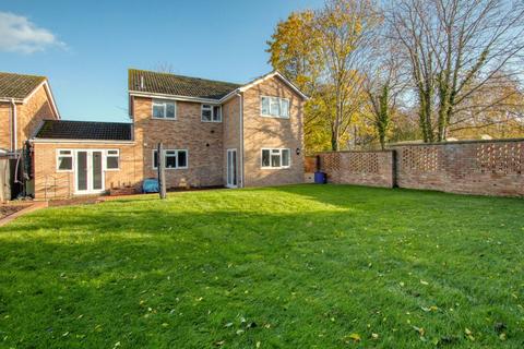 62 Bakers Close, Bishops Hull, Taunton, TA1 5HD