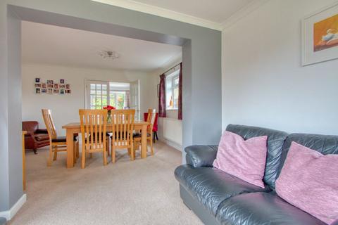 62 Bakers Close, Bishops Hull, Taunton, TA1 5HD