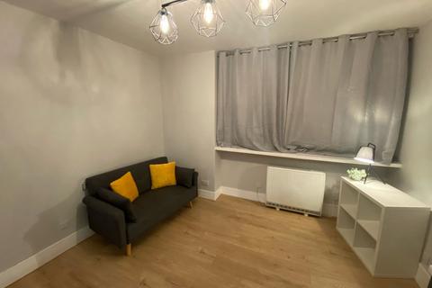 2 bedroom flat to rent, Jackson Terrace, City Centre, Aberdeen, AB24