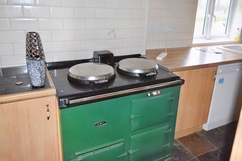 Main kitchen aga