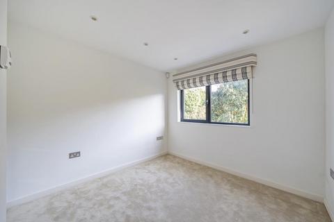 2 bedroom apartment to rent, Cumnor Hill,  Botley,  OX2