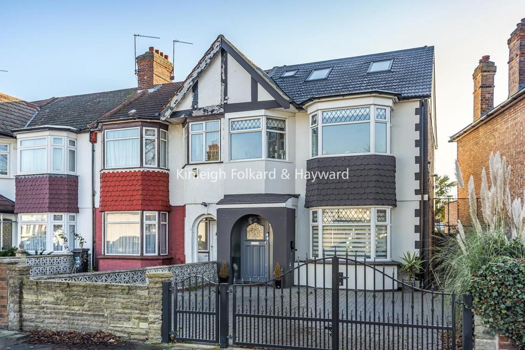 Connaught Gardens, Palmers Green 4 bed end of terrace house £775,000