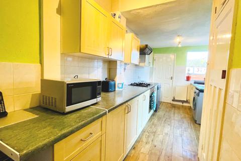 3 bedroom semi-detached house for sale - Nuffield Road, Coventry, CV6