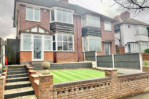 3 bedroom semi-detached house for sale - Knightwick Crescent, Erdington, Birmingham B23 7BX