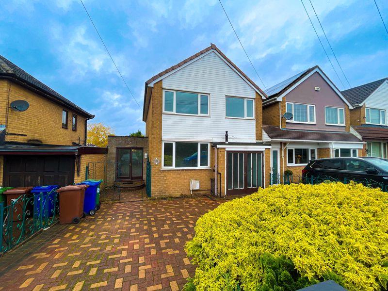 Church Road, Norton Canes, WS11 9PD 3 bed detached house for sale £