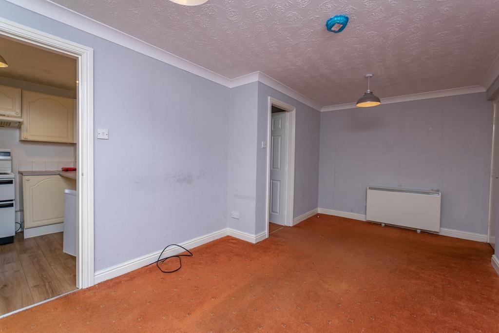 Badgers Walk East, Lytham St Annes, FY8 1 bed apartment £460 pcm (£