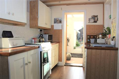 2 bedroom end of terrace house for sale - Bedhampton Road, Havant, Hampshire, PO9
