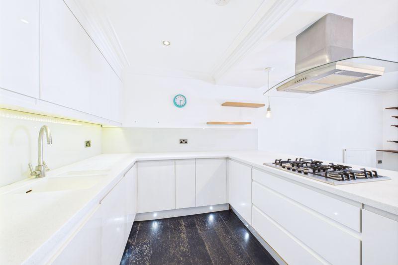 Kitchen front