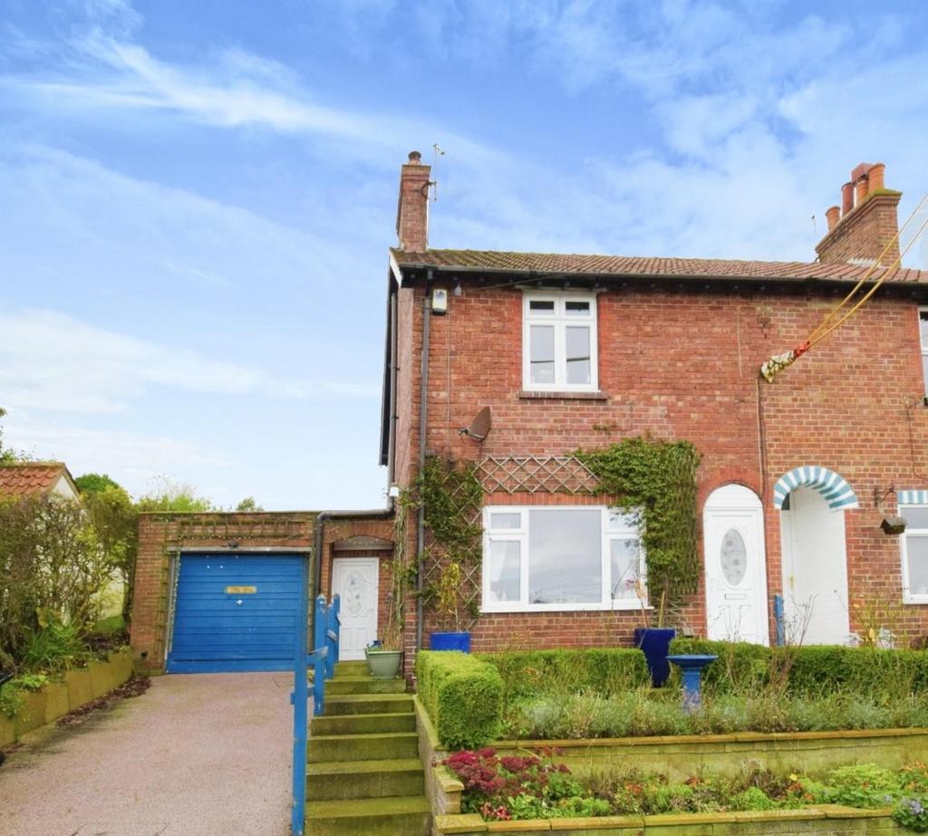 Church Hill, Reighton, Filey 3 bed house for sale £215,000