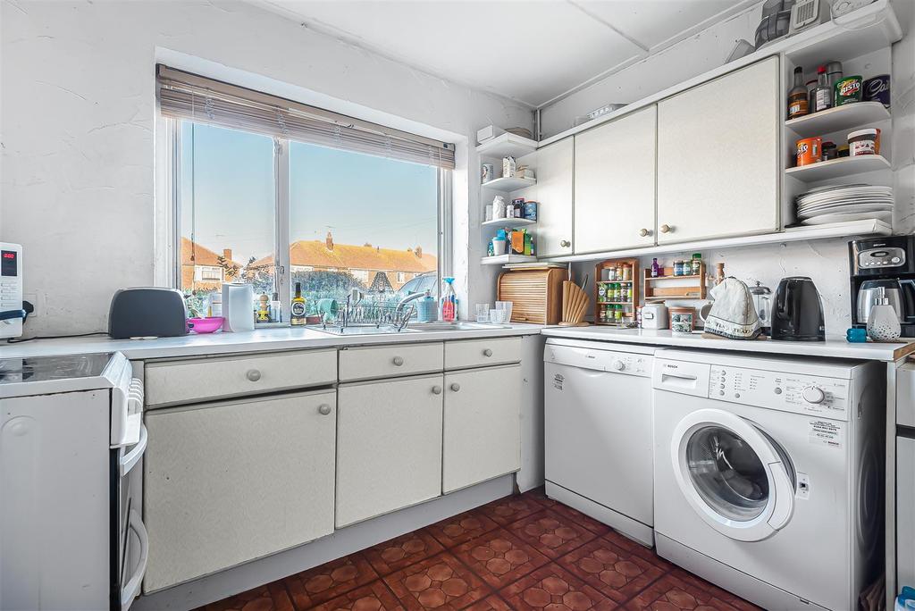 Brougham Road, Worthing 3 bed semidetached house for sale £350,000