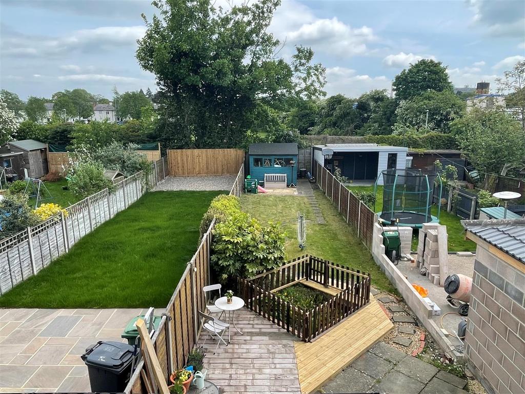 Swan Road, Gloucester 2 bed semidetached house £220,000