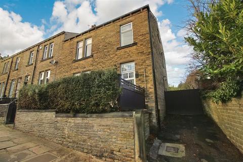 4 bedroom end of terrace house for sale - Wormald Street, Almondbury, Huddersfield, HD5 8NQ