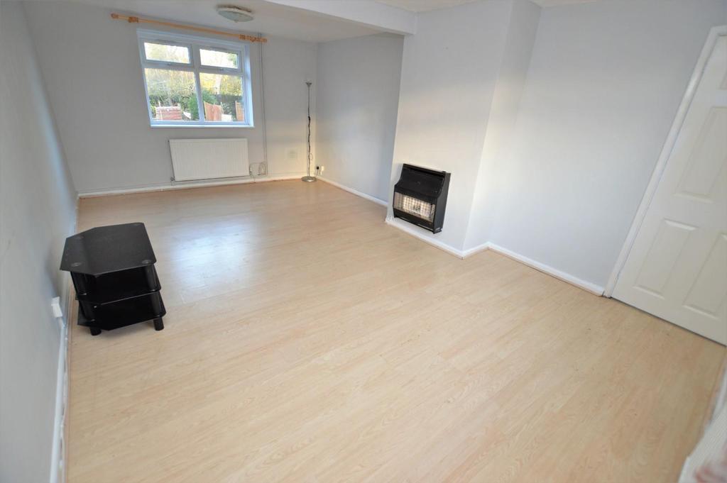 Coleman Road, Leicester 3 bed semidetached house to rent £950 pcm (£