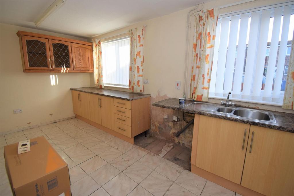 Chatsworth Road, Hill Park Estate, Jarrow 3 bed terraced house for sale