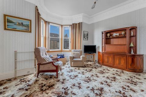 13 Ryehill Place, Edinburgh, EH6 8EP